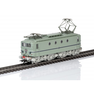25111