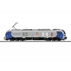 38902