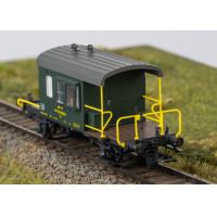 46853 2